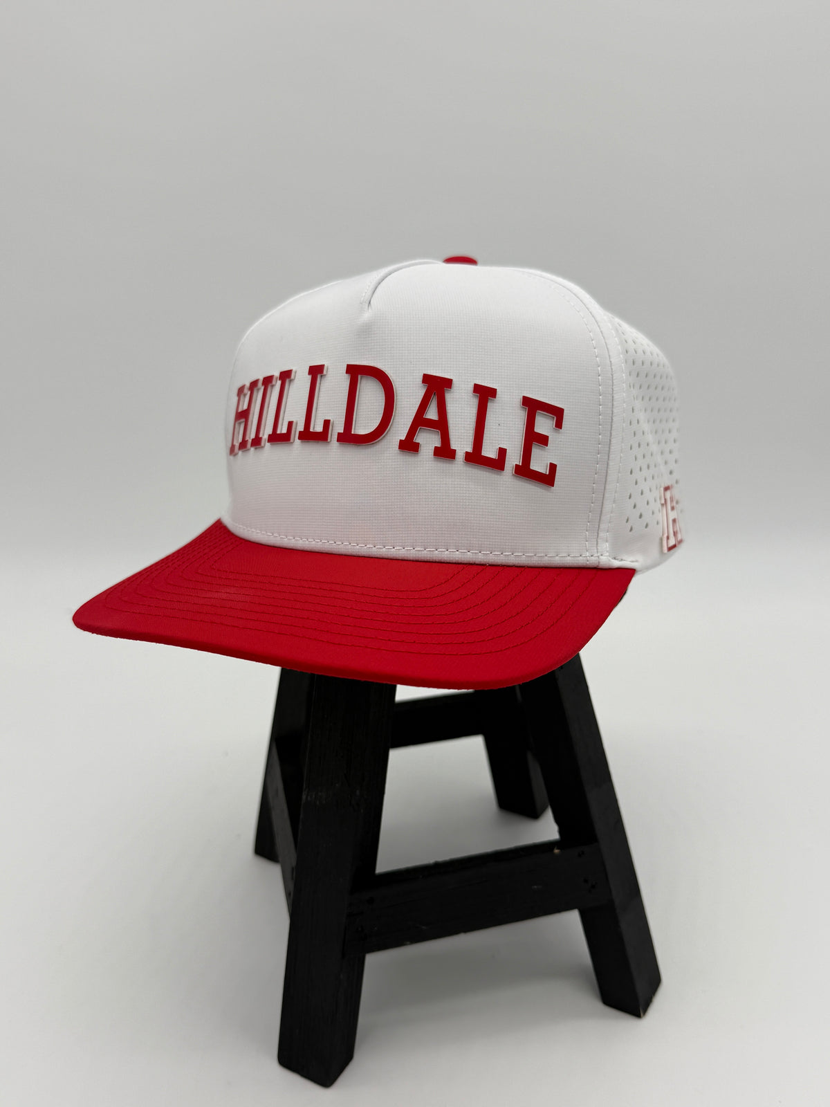 Hilldale 5 Panel White/Red NEW Release